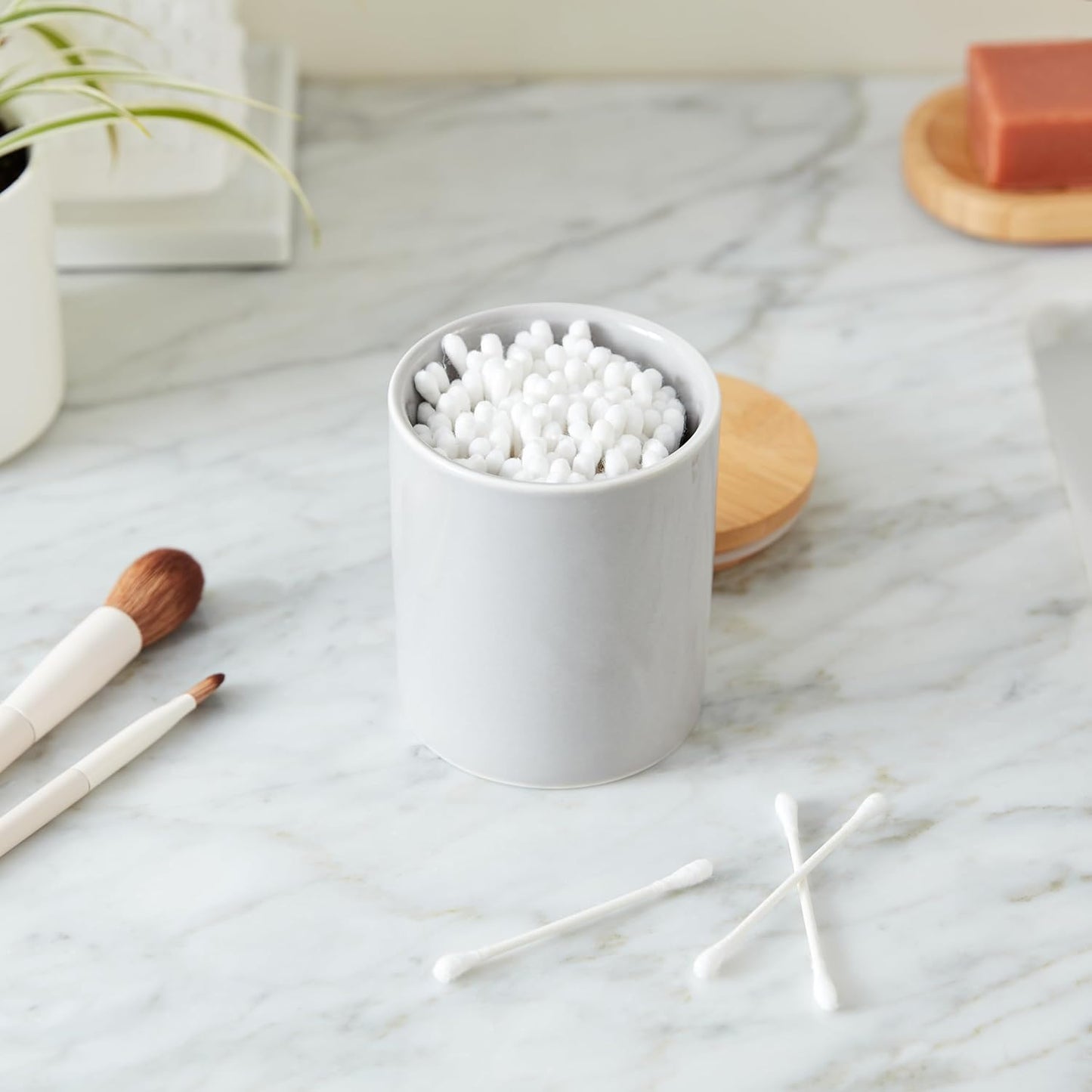 Double-Tipped Cotton Swabs for Personal Hygiene and Baby Care