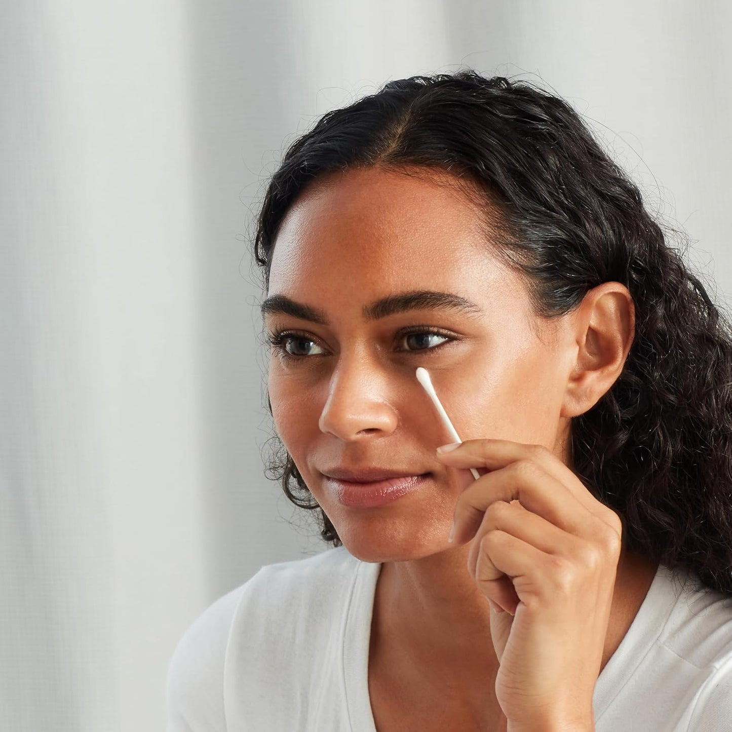 Double-Tipped Cotton Swabs for Personal Hygiene and Baby Care